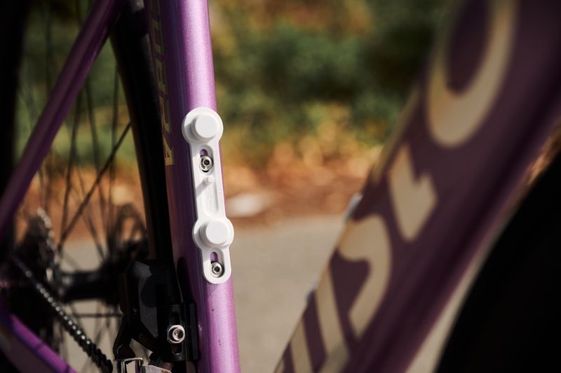 Fidlock TWIST Drikkeflaske 590ml + Sykkelbase POLAR WHITE EDITION