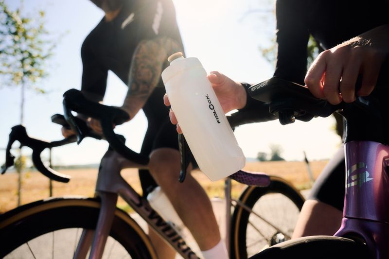 Fidlock TWIST singel drikkeflaske 590ml POLAR WHITE EDITION