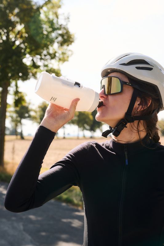 Fidlock TWIST Drikkeflaske 590ml + Sykkelbase POLAR WHITE EDITION