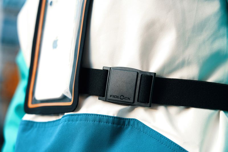 Fidlock HERMETIC Brystveske til telefon