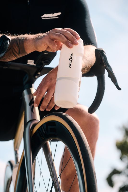 Fidlock TWIST singel drikkeflaske 800ml POLAR WHITE EDITION